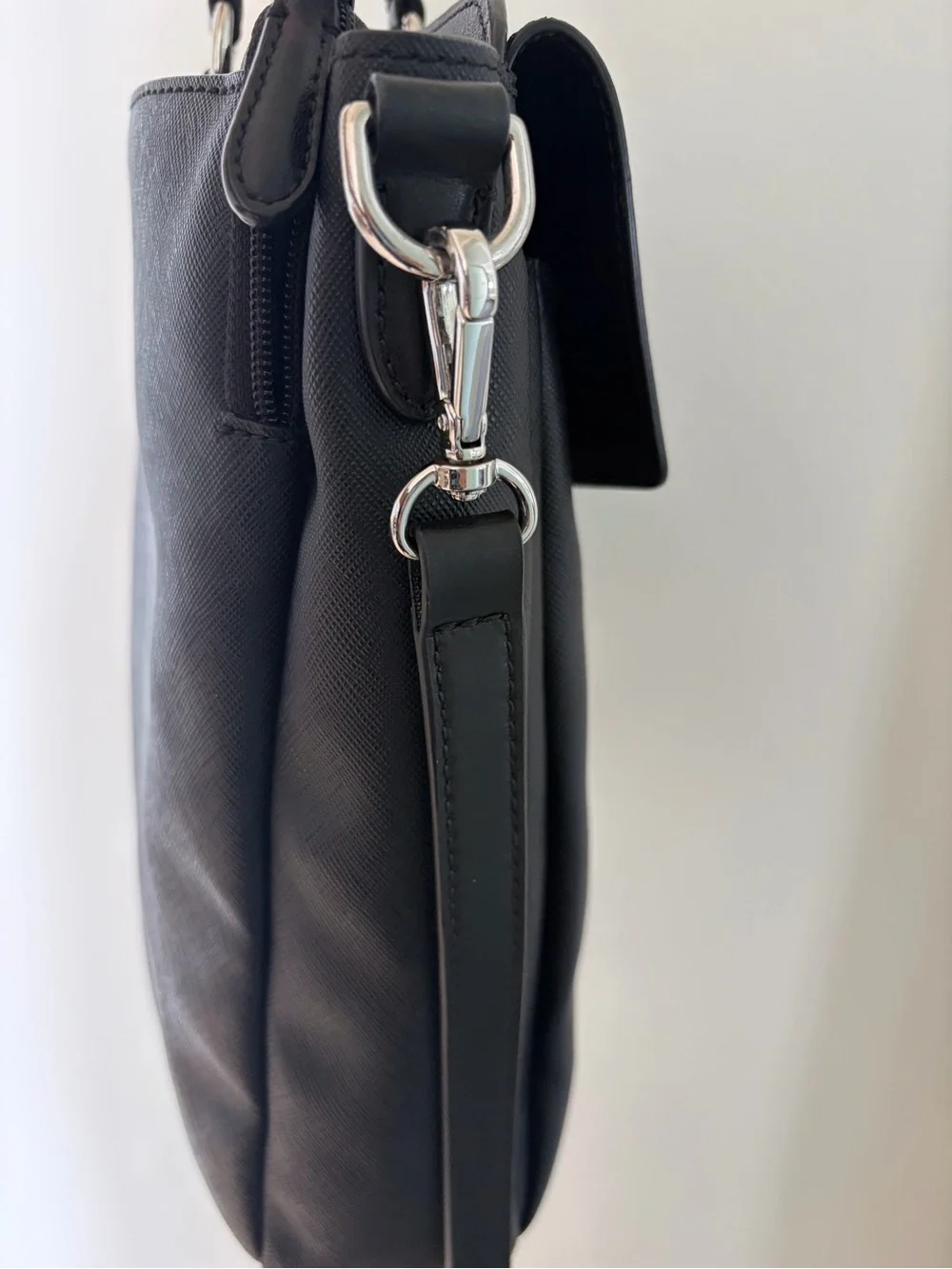 Tumi Black Men's Professional Briefcase with Top Handles